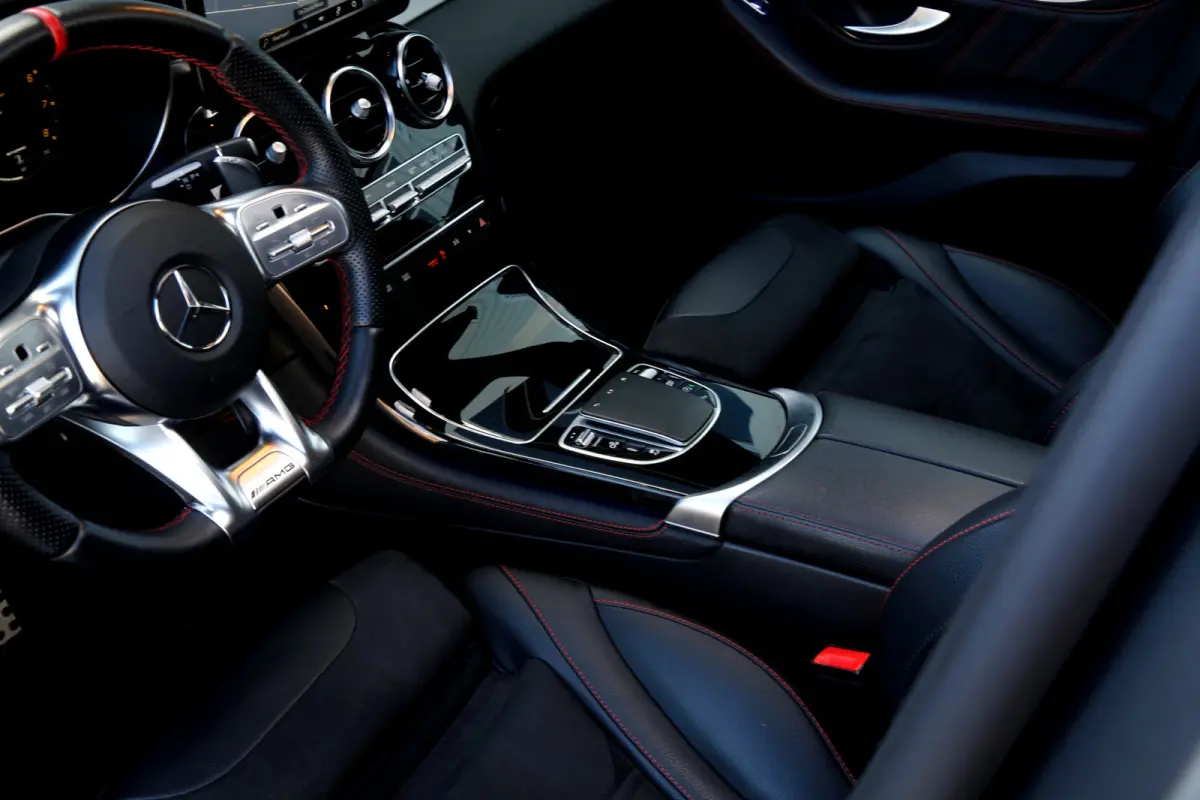 43 AMG 390PK 4MATIC 9-G Aut.*Designo Selenitgrau Mango!*Incl. BTW*Nieuw Model*Perfect MB Onderh.*Night Pakket/Pano/Sfeerverl./Matrix LED/Elek. Trekhaak/Burmester/Apple Carplay-Android/HUD/MB