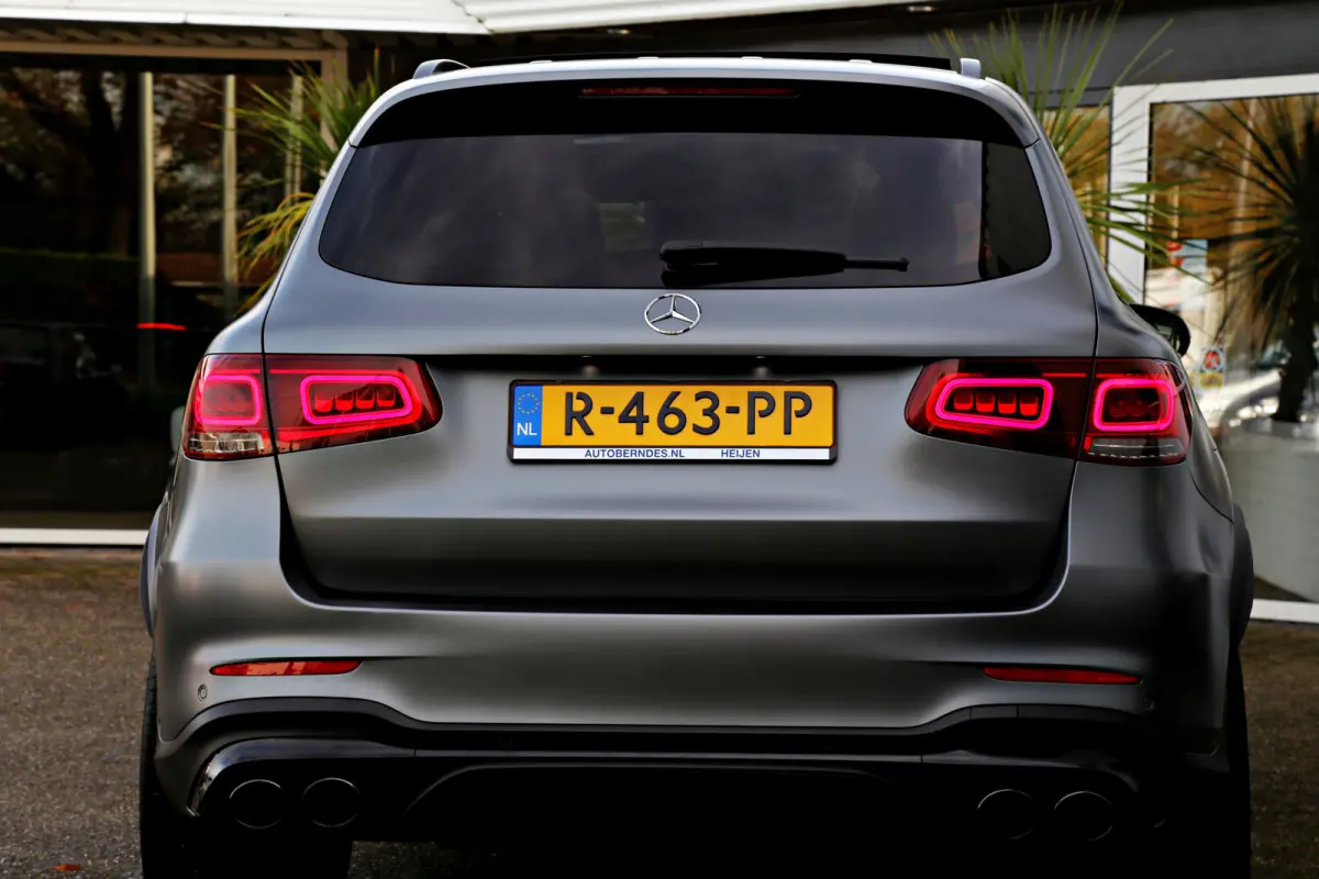43 AMG 390PK 4MATIC 9-G Aut.*Designo Selenitgrau Mango!*Incl. BTW*Nieuw Model*Perfect MB Onderh.*Night Pakket/Pano/Sfeerverl./Matrix LED/Elek. Trekhaak/Burmester/Apple Carplay-Android/HUD/MB