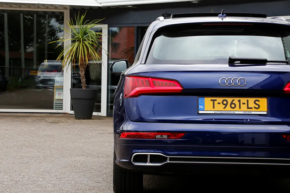 55 TFSI e 367PK Plug in S-Line Quattro Competition*Perfect Audi Onderh.*BTW*1ste Eig!*Luchtvering/Panodak/Head-Up/Elek. Trekhaak/Keyless Entry+Go/S-Line Sportstoelen/Stoelverw./LED/DAB/19 in