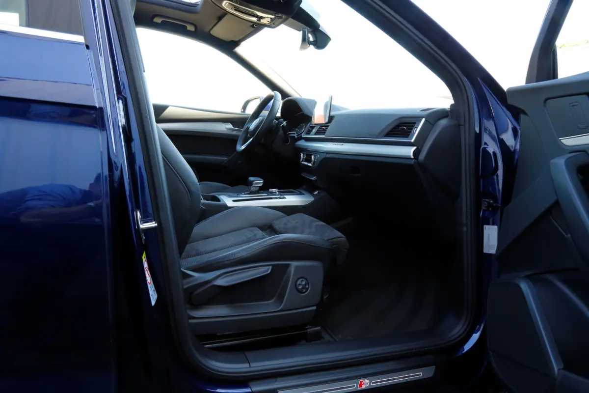 55 TFSI e 367PK Plug in S-Line Quattro Competition*Perfect Audi Onderh.*BTW*1ste Eig!*Luchtvering/Panodak/Head-Up/Elek. Trekhaak/Keyless Entry+Go/S-Line Sportstoelen/Stoelverw./LED/DAB/19 in
