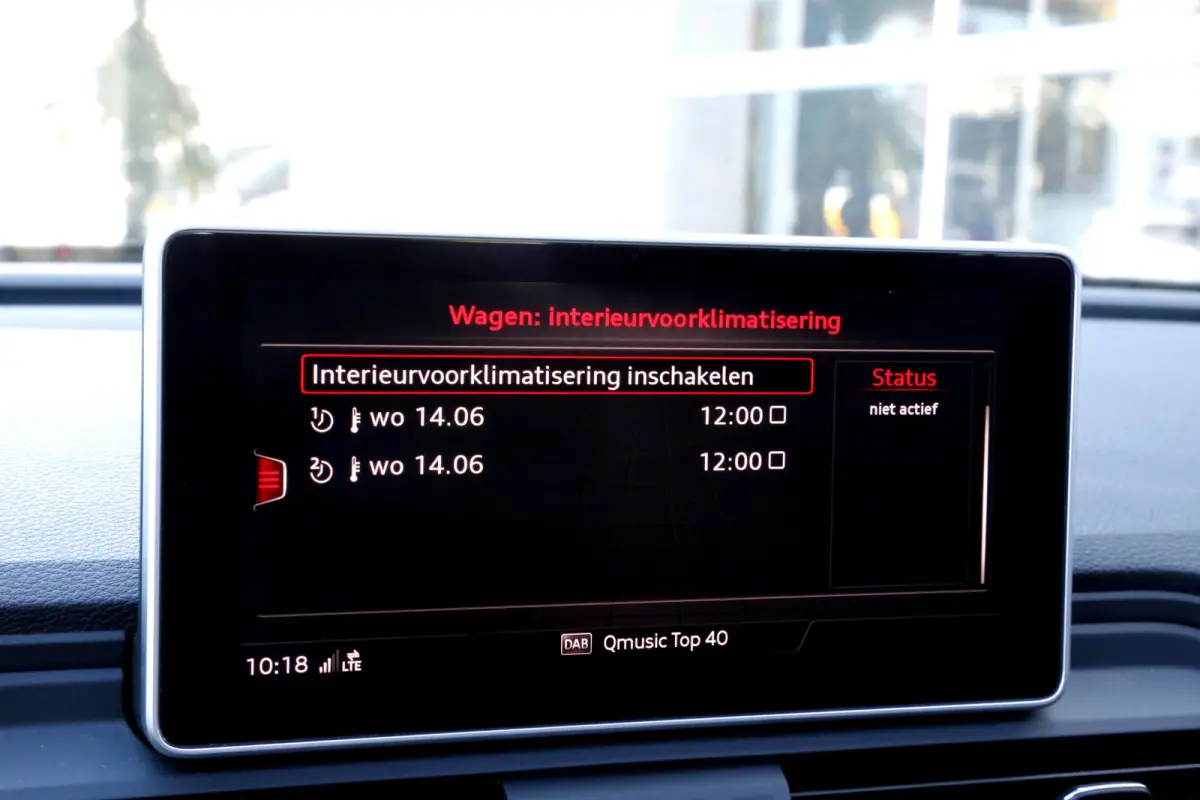 55 TFSI e 367PK Plug in S-Line Quattro Competition*Perfect Audi Onderh.*BTW*1ste Eig!*Luchtvering/Panodak/Head-Up/Elek. Trekhaak/Keyless Entry+Go/S-Line Sportstoelen/Stoelverw./LED/DAB/19 in