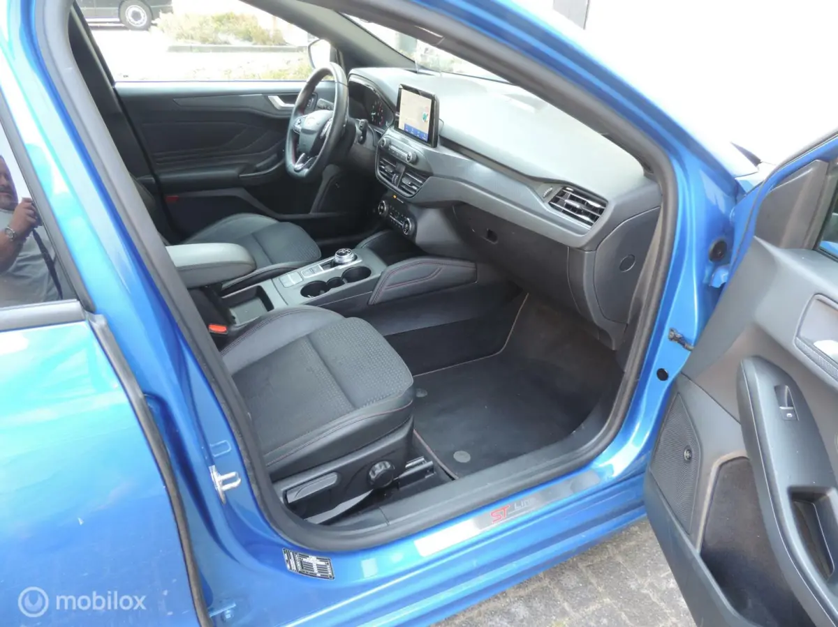 1.5 EcoBoost ST Line Business, AUTOMAAT,18inch