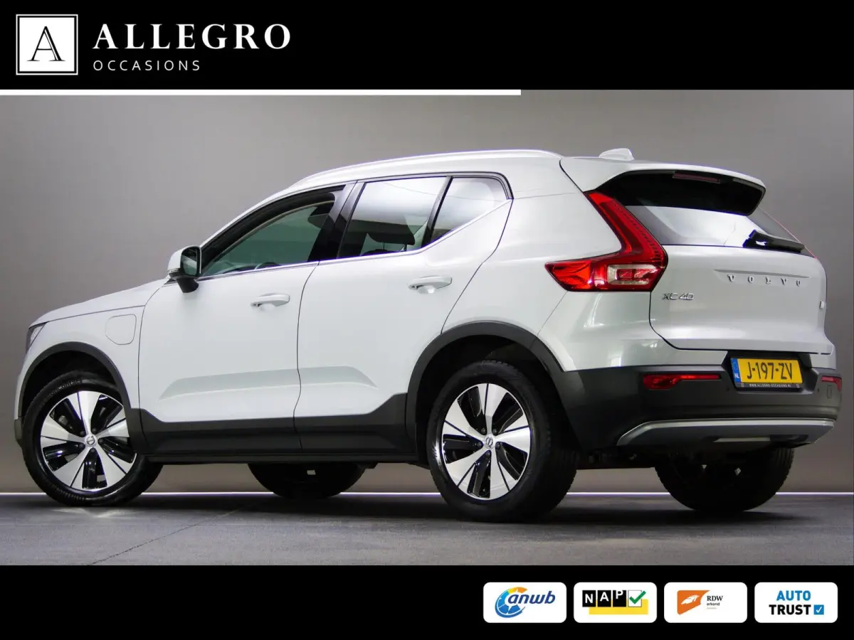 1.5 T5 Business Pro (ADAPTIVE CRUISE CONTROL, APPLE CARPLAY/ANDROID AUTO, DODEHOEKDETECTOR, LANE-ASSIST, NAP)