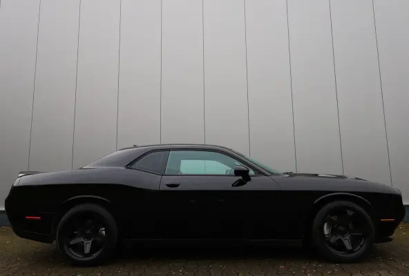 DODGE R/T 5.7 V8 HEMI