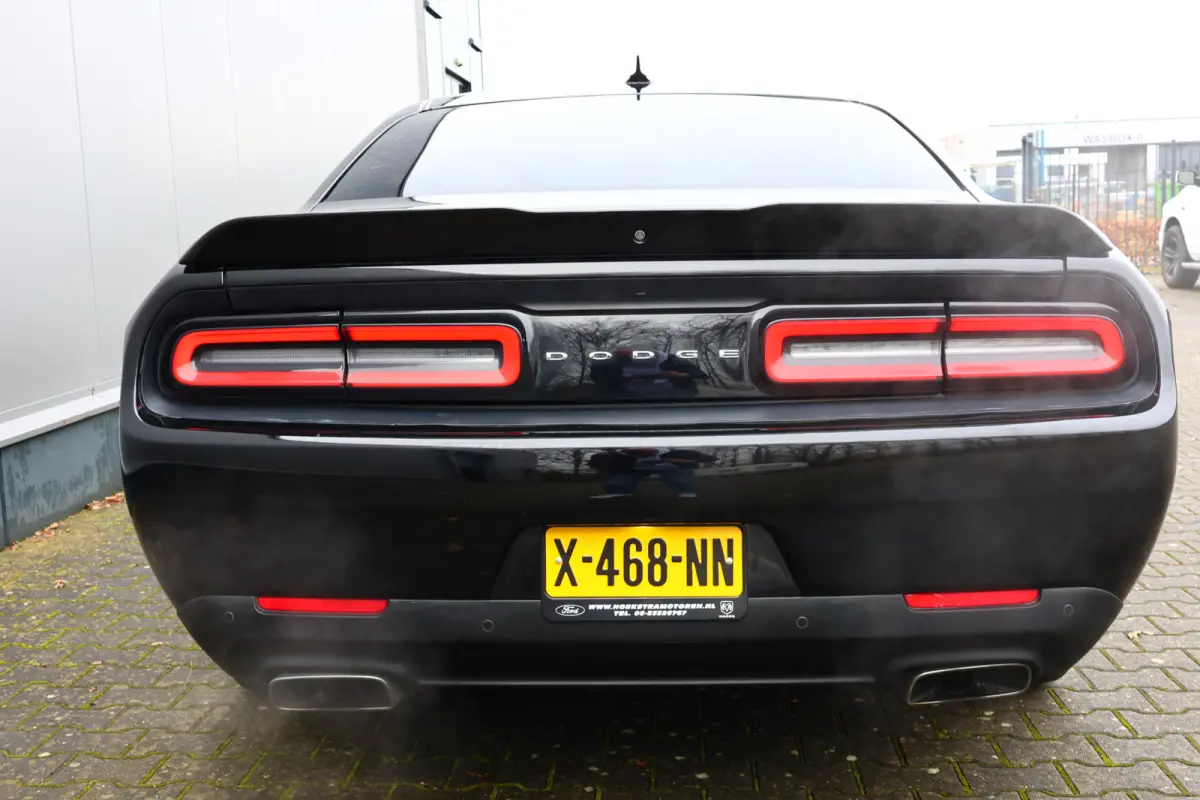 DODGE R/T 5.7 V8 HEMI