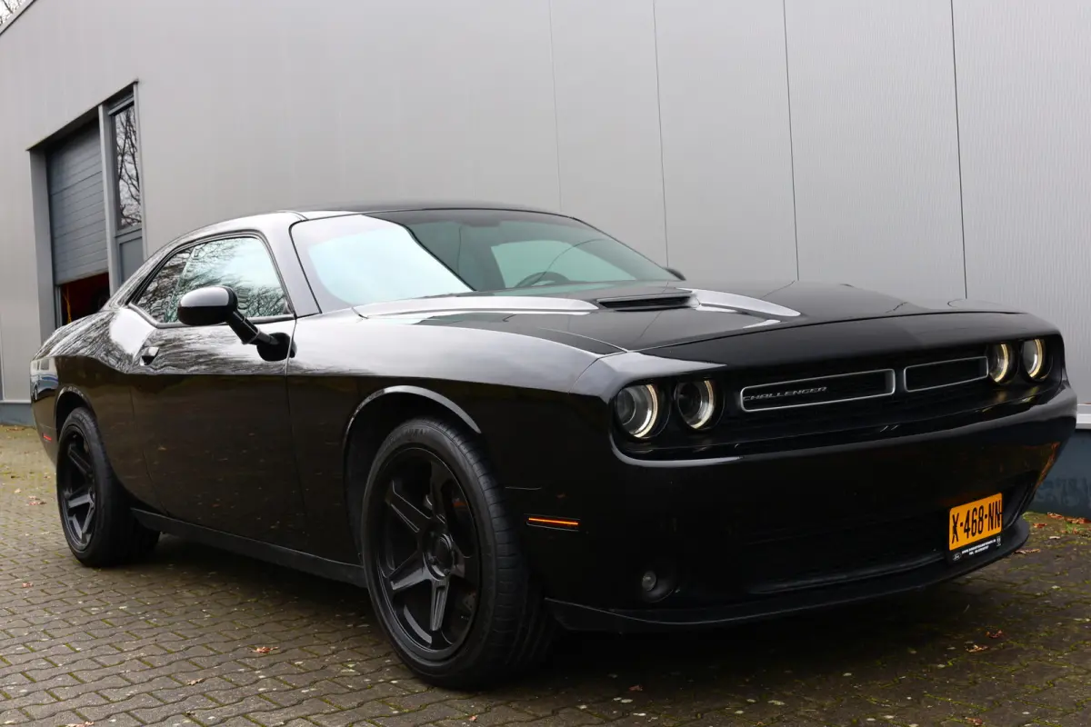 DODGE R/T 5.7 V8 HEMI