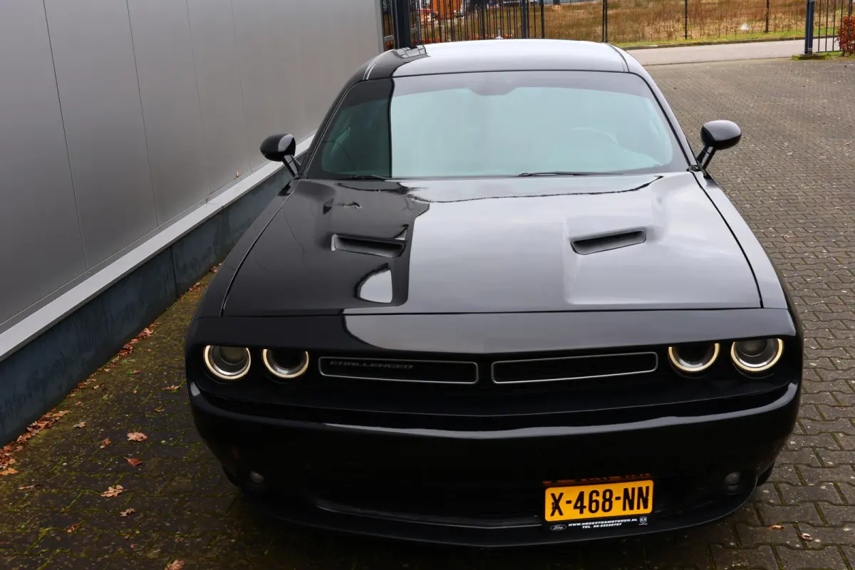DODGE R/T 5.7 V8 HEMI