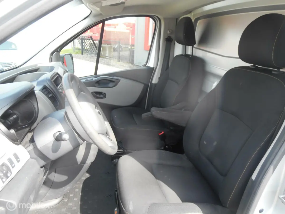 bestel 1.6 dCi T29 L2H1/AIRCO/CRUISECONTROL