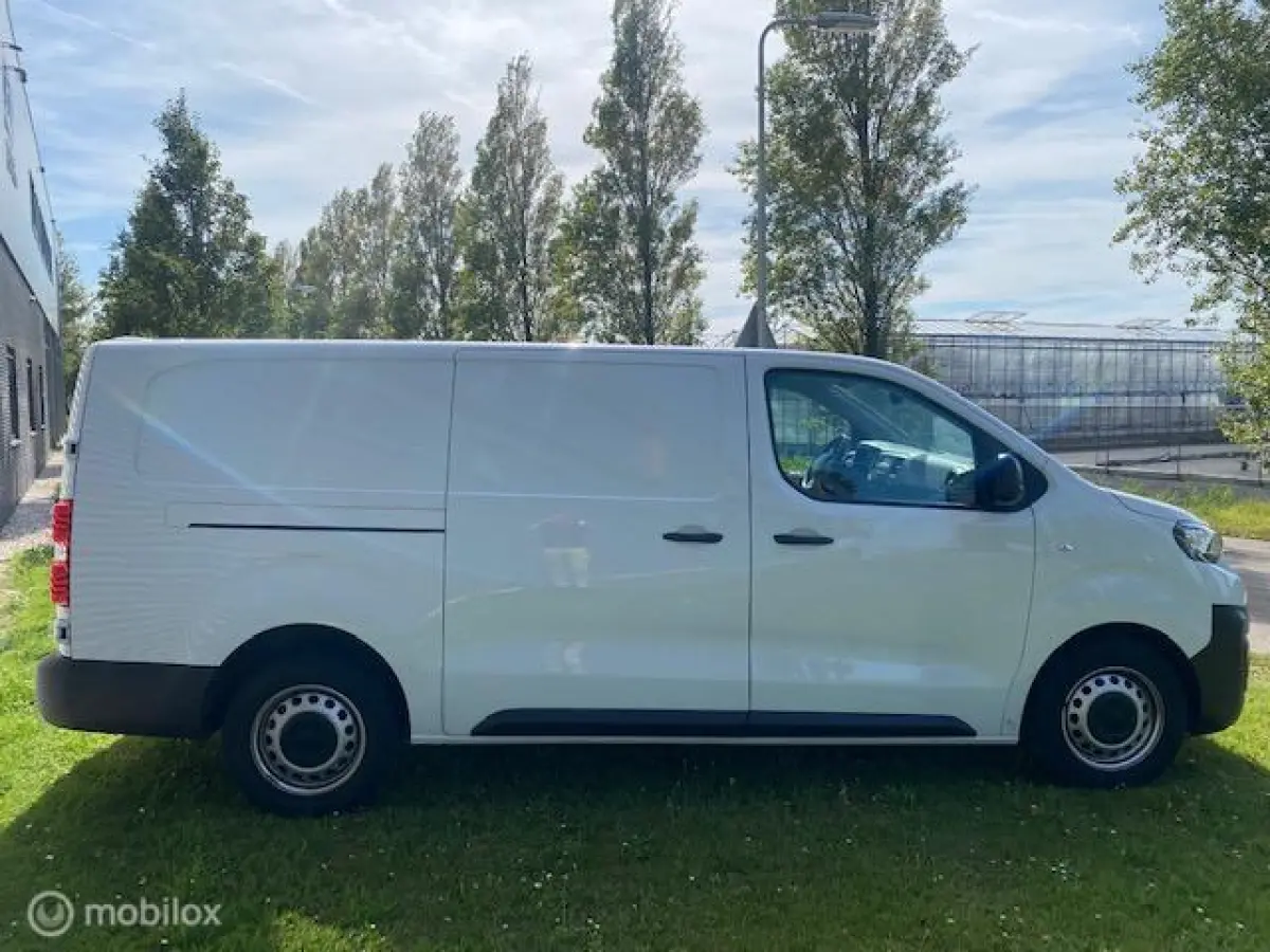 Bestel 1.5 BlueHDI L3 Long Airco , Cruise controle , Bleutooth Carkit , Trekhaak , 2 achter deuren , Rechter schuifdeur ,