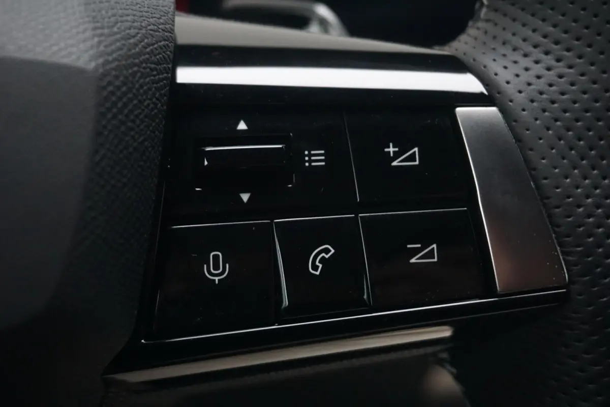 1.2 Turbo GS 360° Camera | Navi | Carplay