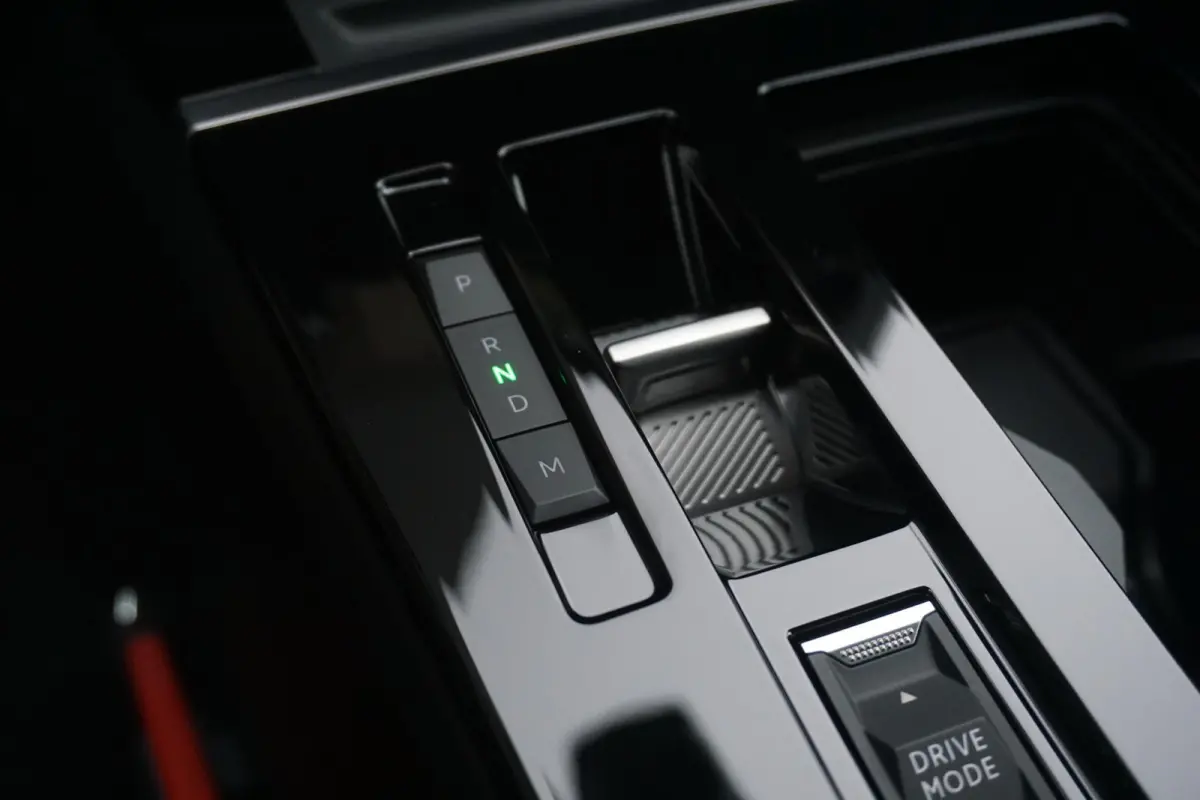 1.2 Turbo GS 360° Camera | Navi | Carplay