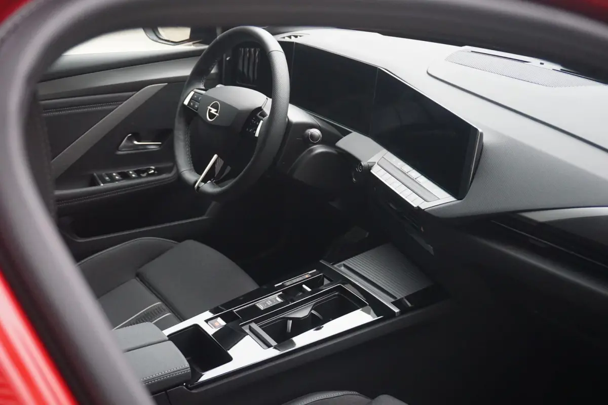 1.2 Turbo GS 360° Camera | Navi | Carplay