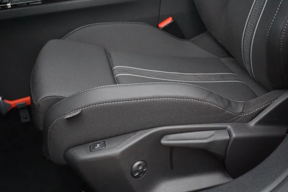 1.2 Turbo GS 360° Camera | Navi | Carplay