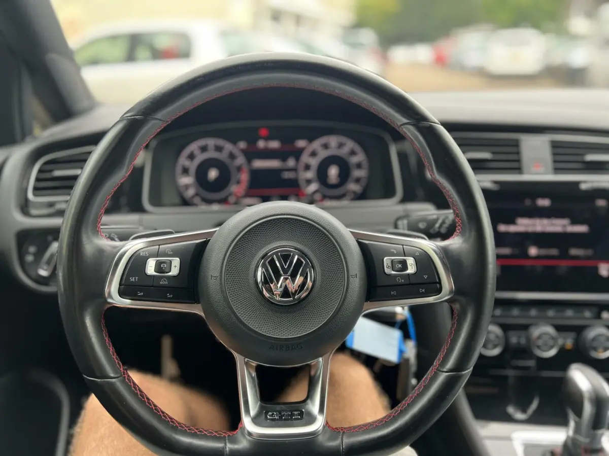 2.0 TSI GTI Performance Virtual alarm!