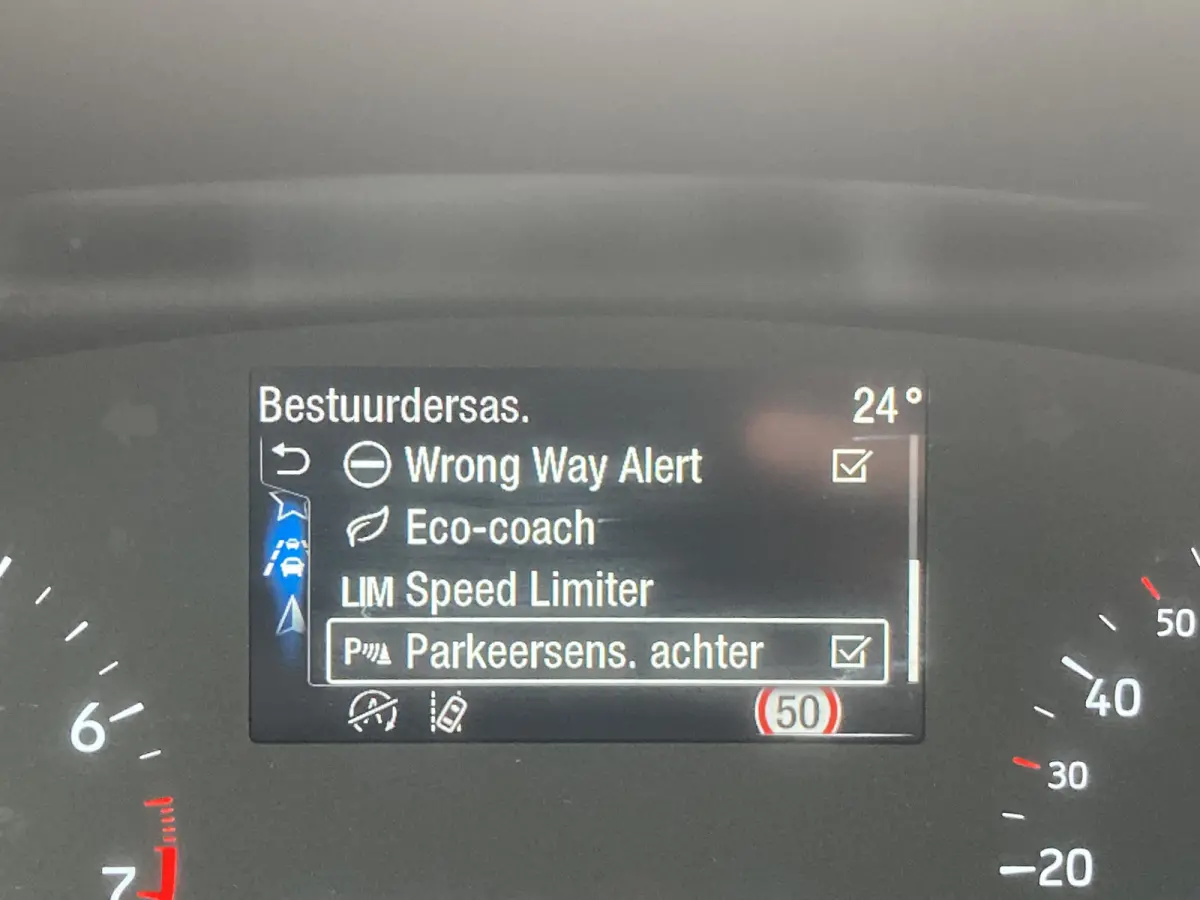 1.0 EcoBoost Titanium 125pk/92kW Automaat | Navigatie | Carplay/Auto | Cruise | Lane Keeping | Verkeersbordherkenning | Full LED | etc. etc. DEMO