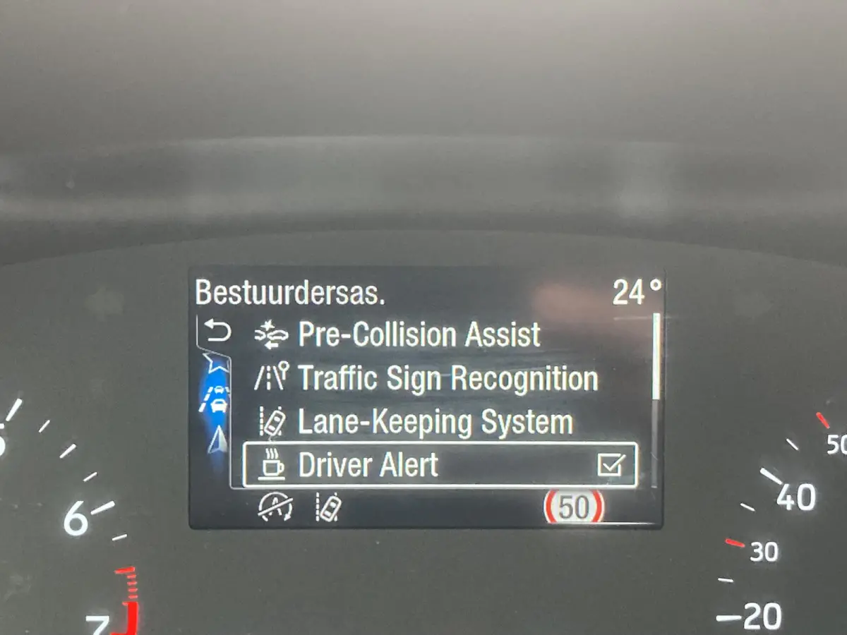 1.0 EcoBoost Titanium 125pk/92kW Automaat | Navigatie | Carplay/Auto | Cruise | Lane Keeping | Verkeersbordherkenning | Full LED | etc. etc. DEMO