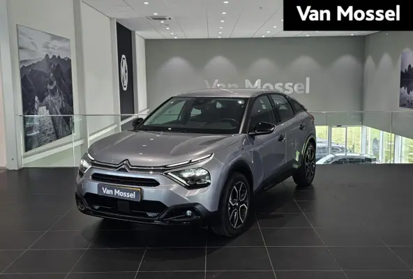 Feel 50 kWh Climate Control | Full Map Navigatie | Apple Carplay / Android Auto | Camera | Parkeersensoren | Bekleding Half Leder | 18" Lichtmetalen Velgen