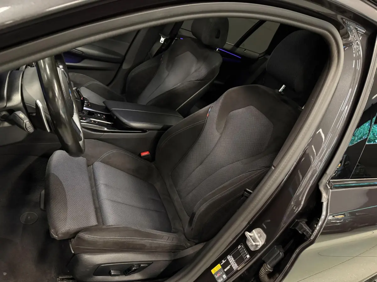 530e M-SPORT 20'' SOH-TEST/PANO/NAVI/CAM/DAB/CARPLAY/ECC/PDC/CRUISE///