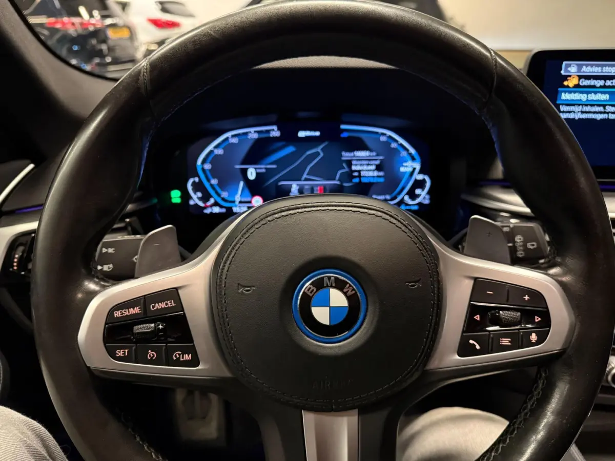 530e M-SPORT 20'' SOH-TEST/PANO/NAVI/CAM/DAB/CARPLAY/ECC/PDC/CRUISE///