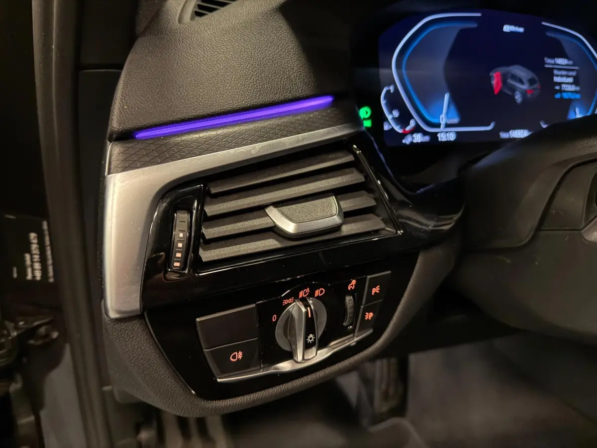 530e M-SPORT 20'' SOH-TEST/PANO/NAVI/CAM/DAB/CARPLAY/ECC/PDC/CRUISE///