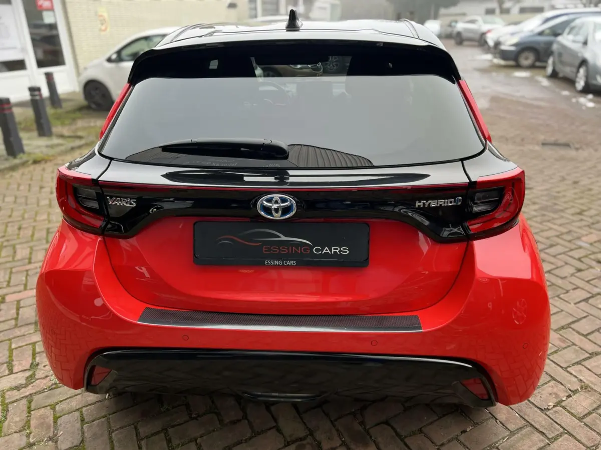 1.5 Hybrid Executive