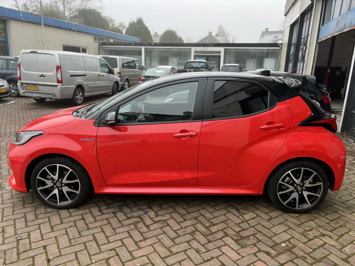 1.5 Hybrid Executive