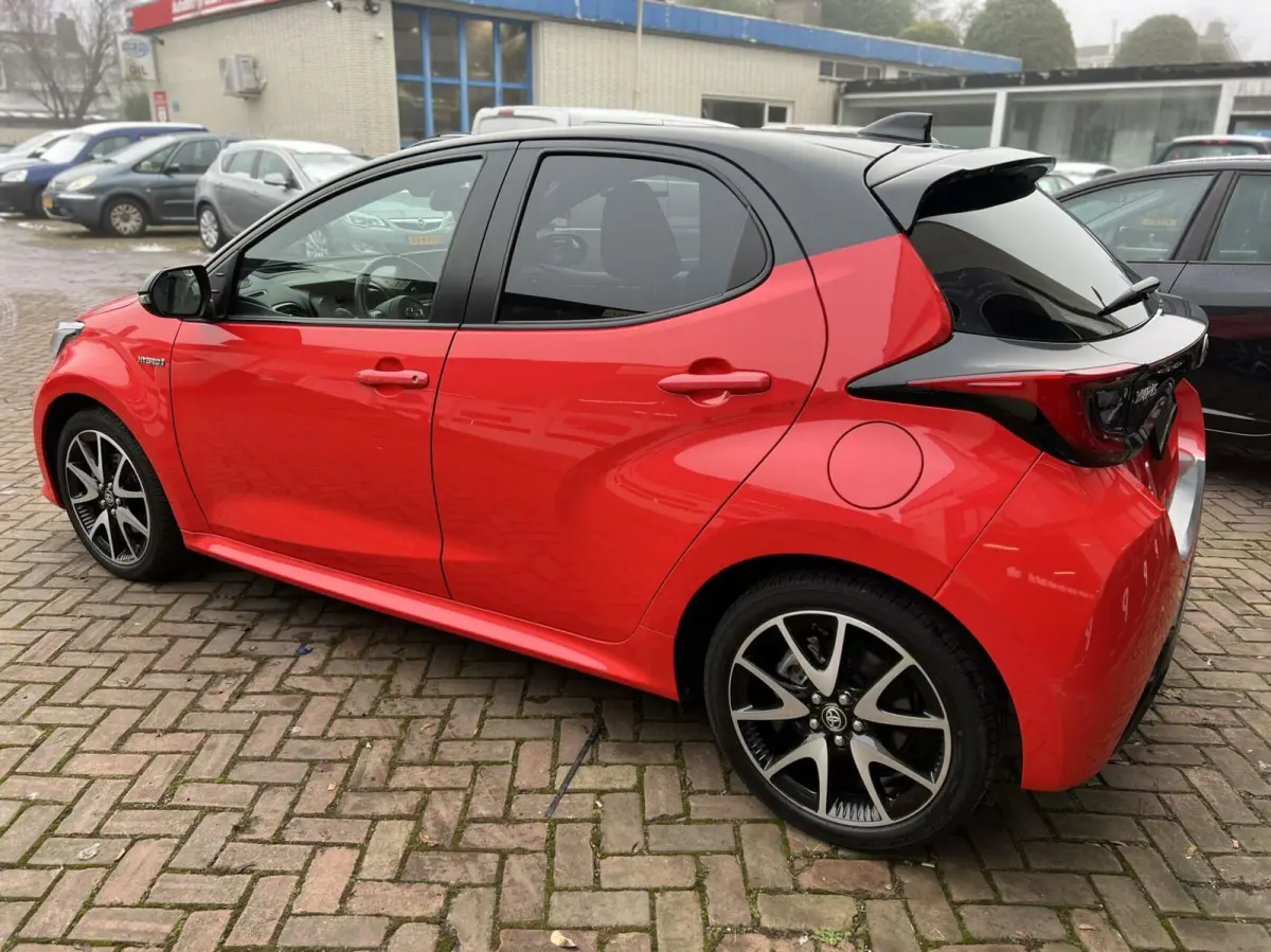 1.5 Hybrid Executive