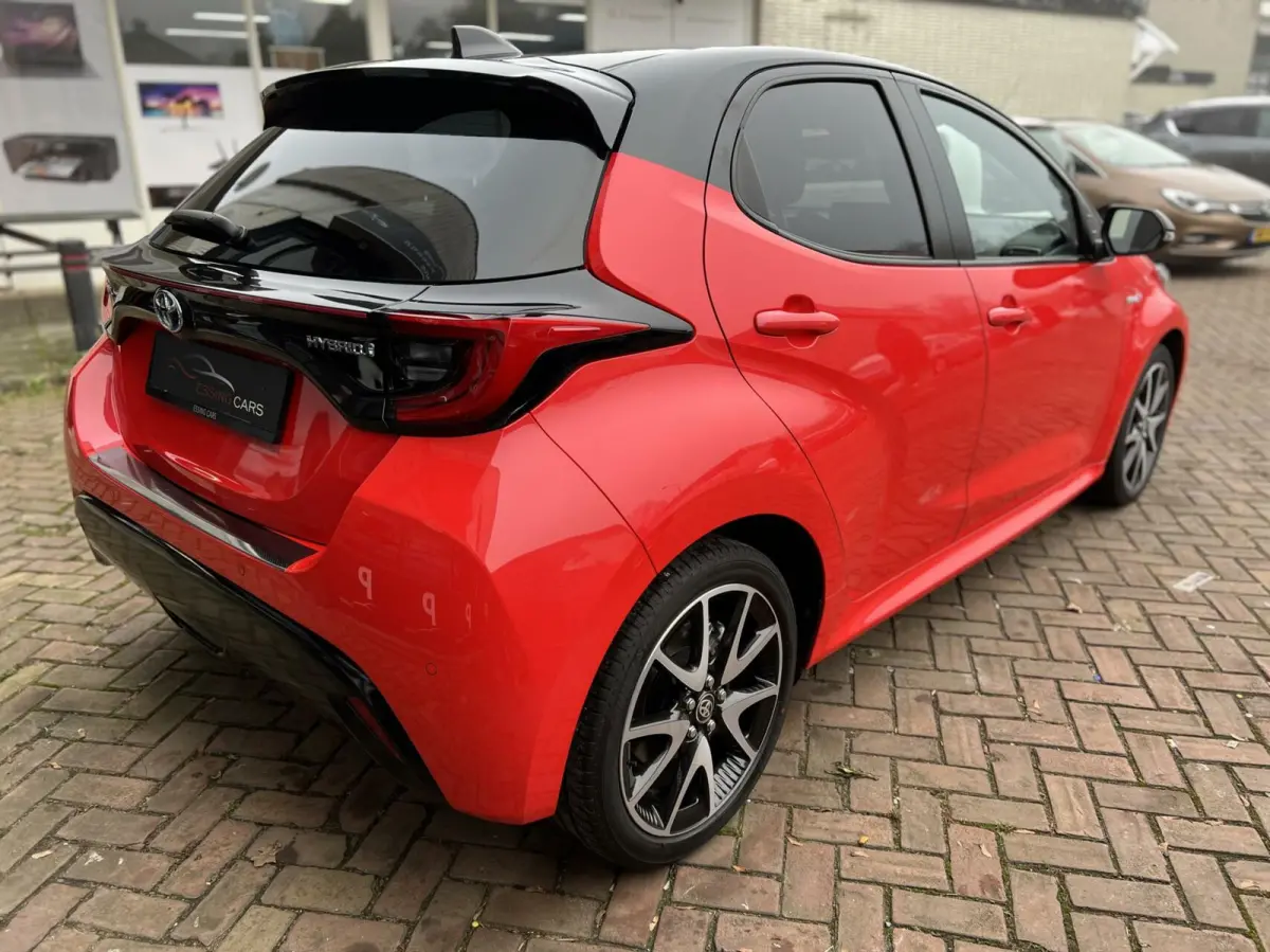 1.5 Hybrid Executive