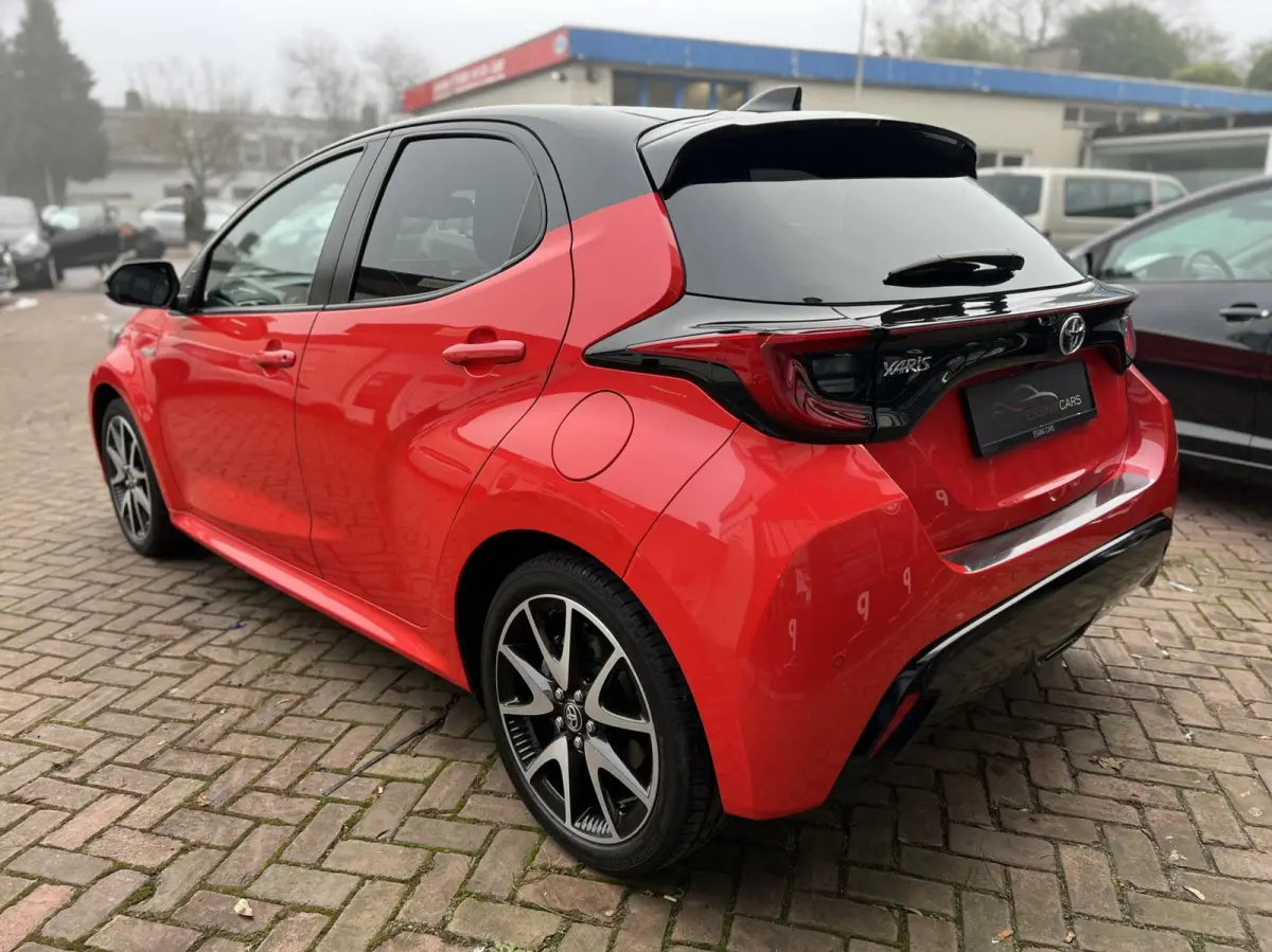 1.5 Hybrid Executive