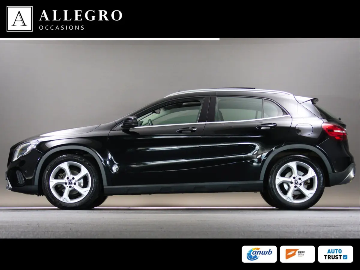180 Ambition (SCHUIF-/KANTELDAK, NAVIGATIESYSTEEM, CRUISE CONTROL, BLUETOOTH, BI-XENON, LM-VELGEN 18")
