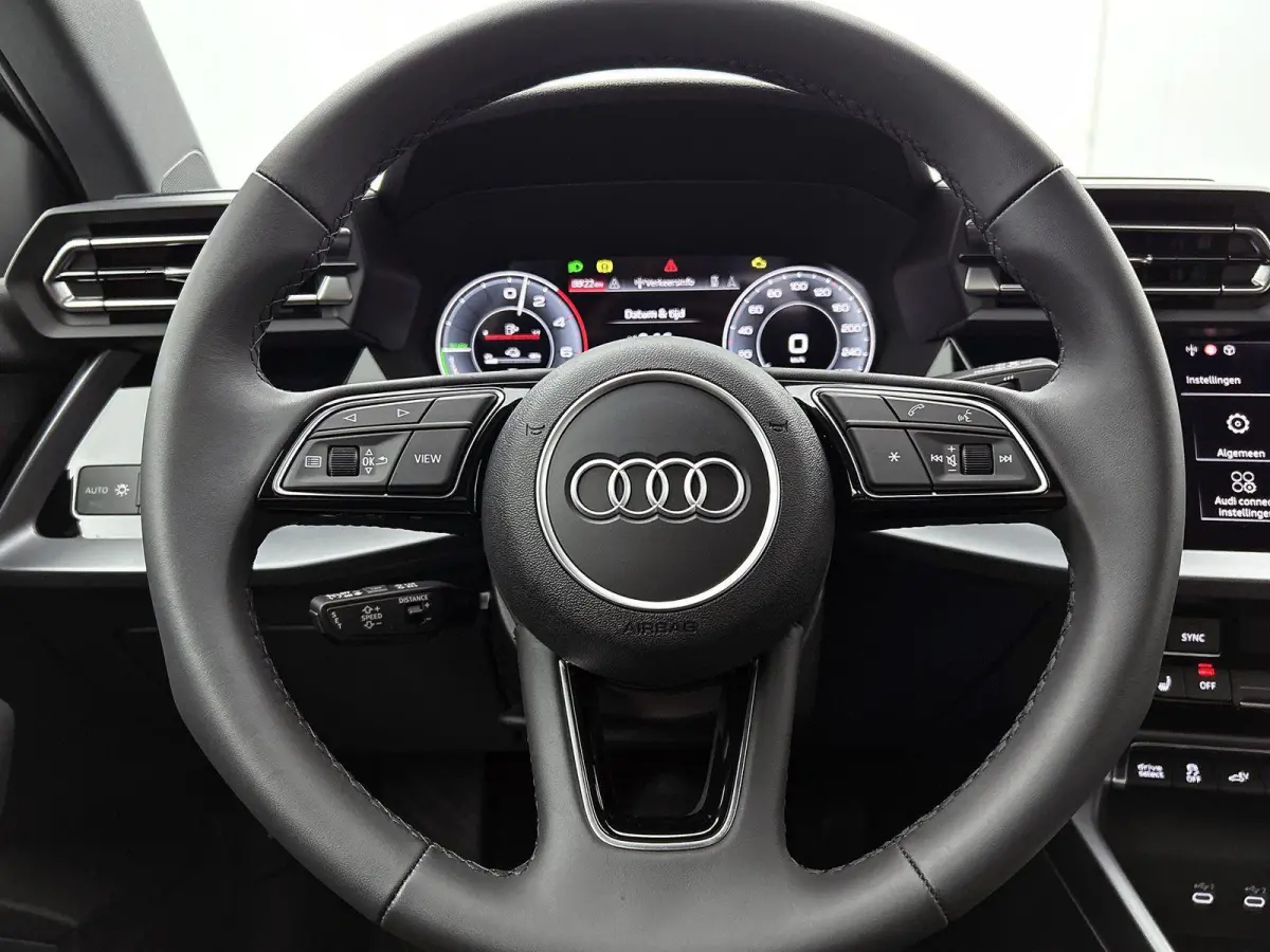 40 TFSI e Advanced edition 204 PK | Automaat | Navigatie | Audi Drive Select | Ambiant Licht Pakket | LED Koplampen | Velgen 17'' | Apple Carplay/Android Auto | Stoelverwarming | Elektrische