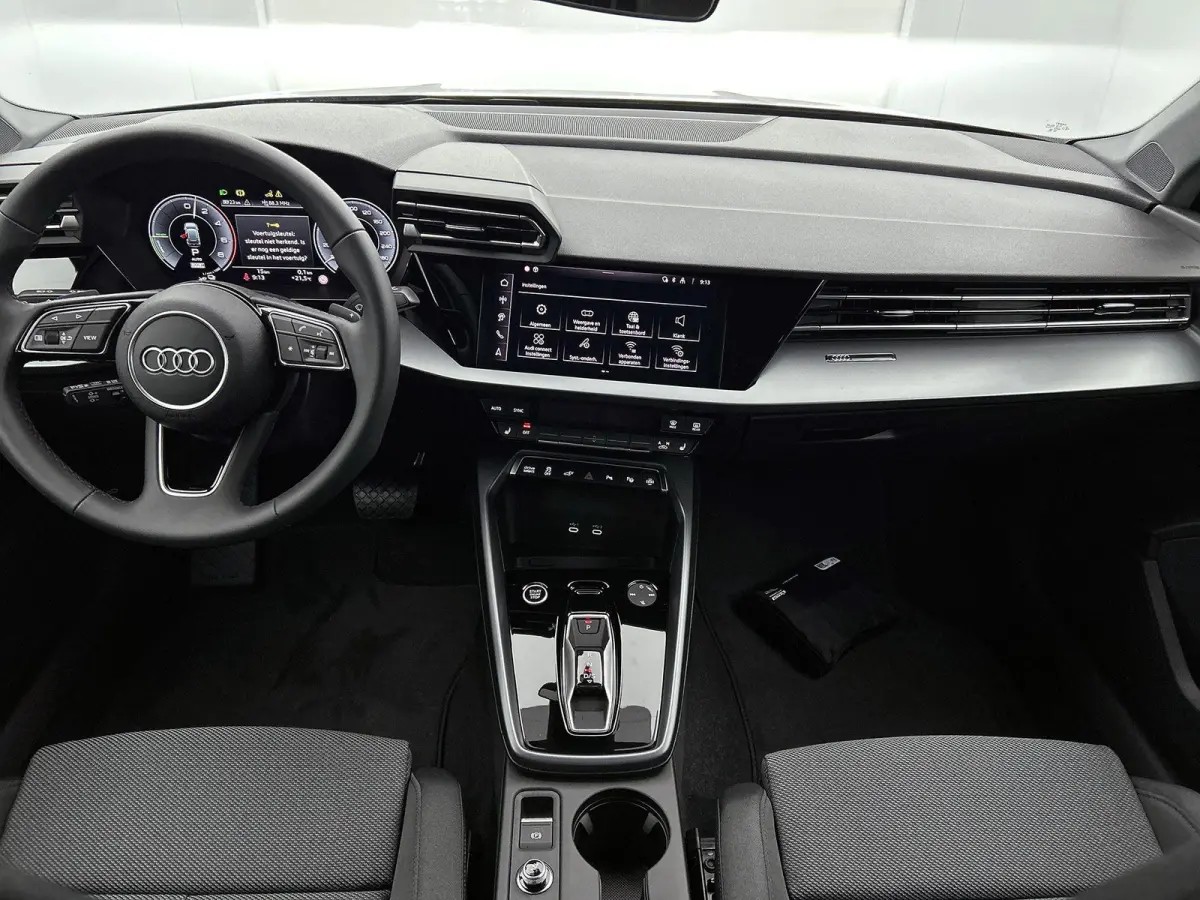 40 TFSI e Advanced edition 204 PK | Automaat | Navigatie | Audi Drive Select | Ambiant Licht Pakket | LED Koplampen | Velgen 17'' | Apple Carplay/Android Auto | Stoelverwarming | Elektrische