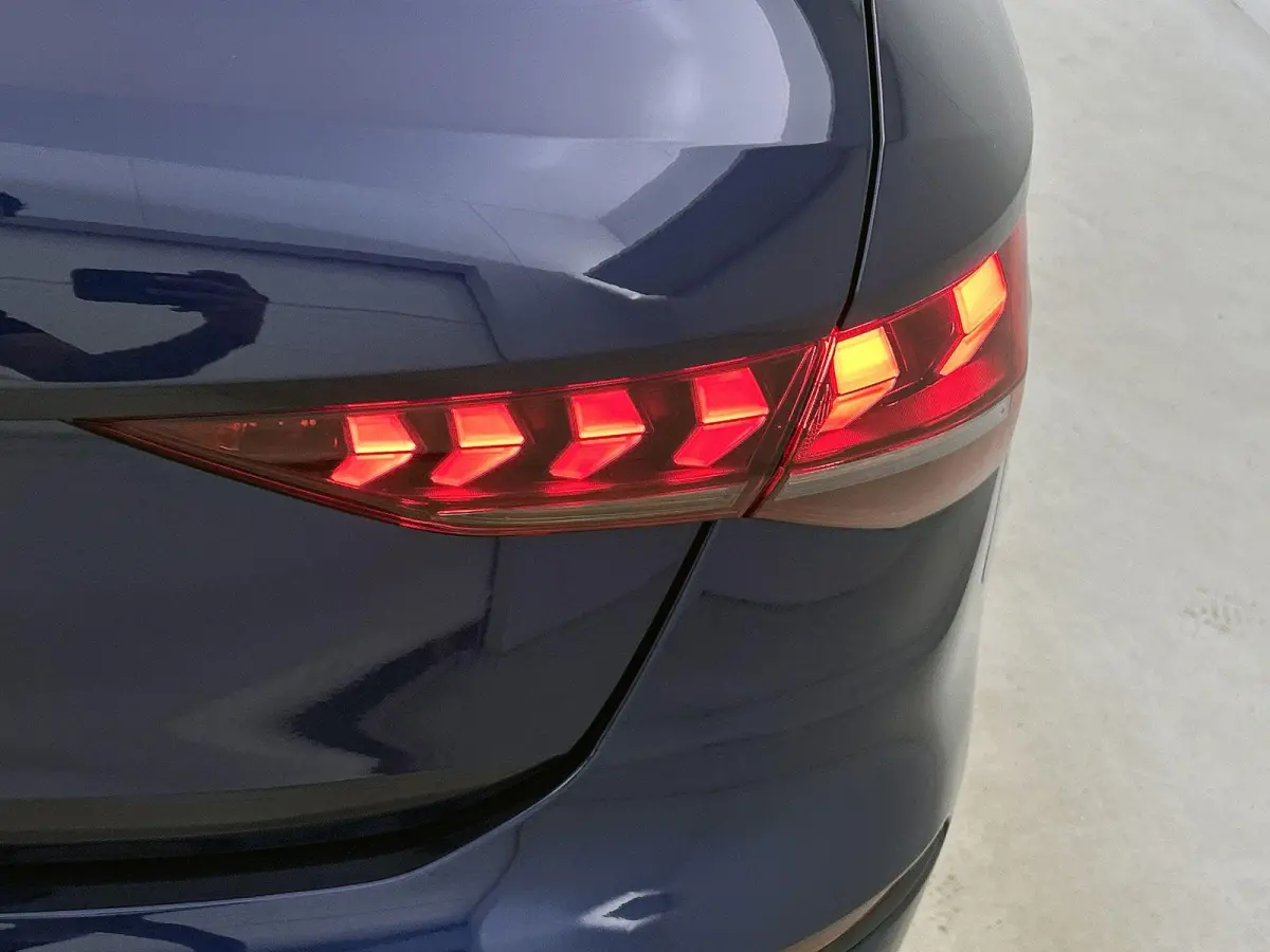 40 TFSI e Advanced edition 204 PK | Automaat | Navigatie | Audi Drive Select | Ambiant Licht Pakket | LED Koplampen | Velgen 17'' | Apple Carplay/Android Auto | Stoelverwarming | Elektrische
