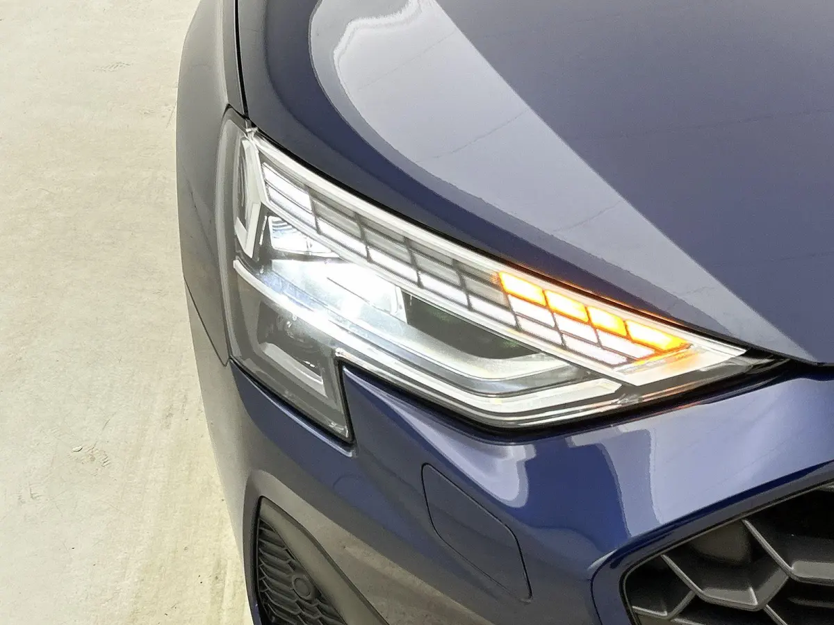 40 TFSI e Advanced edition 204 PK | Automaat | Navigatie | Audi Drive Select | Ambiant Licht Pakket | LED Koplampen | Velgen 17'' | Apple Carplay/Android Auto | Stoelverwarming | Elektrische