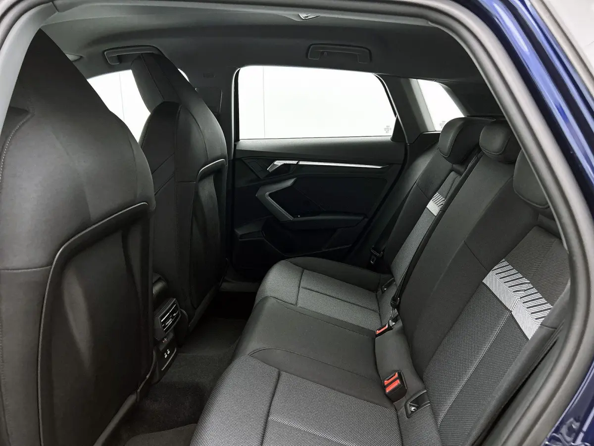 40 TFSI e Advanced edition 204 PK | Automaat | Navigatie | Audi Drive Select | Ambiant Licht Pakket | LED Koplampen | Velgen 17'' | Apple Carplay/Android Auto | Stoelverwarming | Elektrische