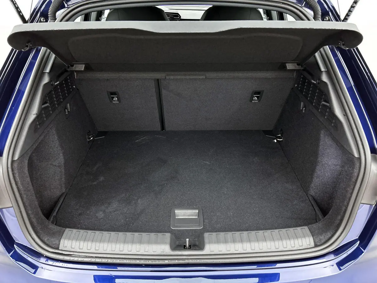 40 TFSI e Advanced edition 204 PK | Automaat | Navigatie | Audi Drive Select | Ambiant Licht Pakket | LED Koplampen | Velgen 17'' | Apple Carplay/Android Auto | Stoelverwarming | Elektrische