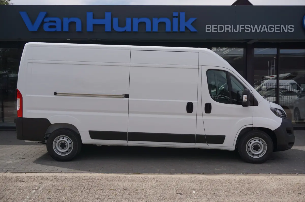 Maxi 35 180PK L3H2 Series 9 BPM VRIJ!! Climate, Apple CP, Cruise, Camera!! NR. 970