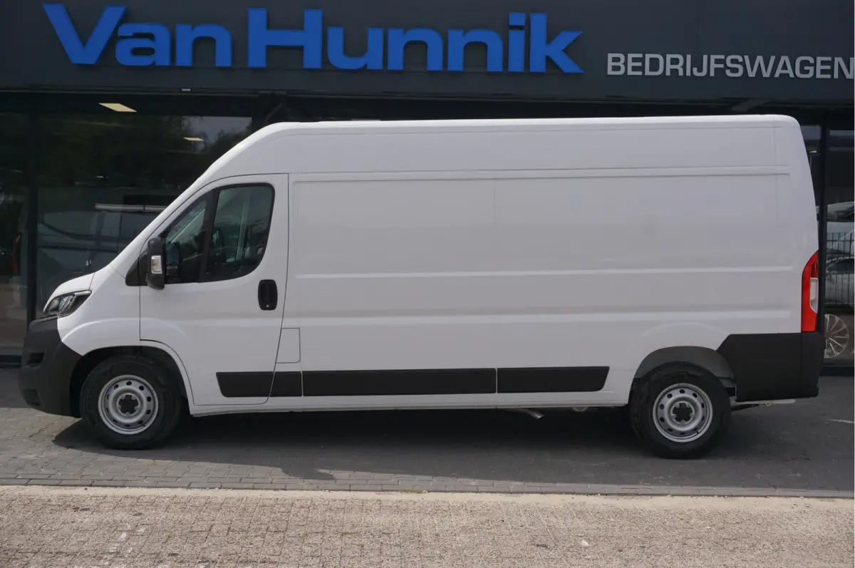 Maxi 35 180PK L3H2 Series 9 BPM VRIJ!! Climate, Apple CP, Cruise, Camera!! NR. 970