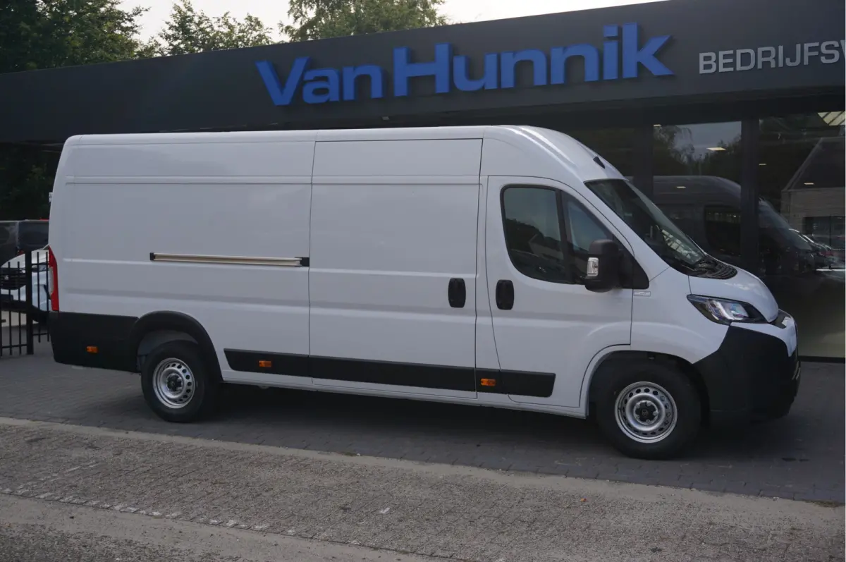 Heavy 2.2 180PK EAT8 Automaat L4H2 BPM VRIJ!! Airco, Camera, 3.0T Trekgewicht!! Nr. 584