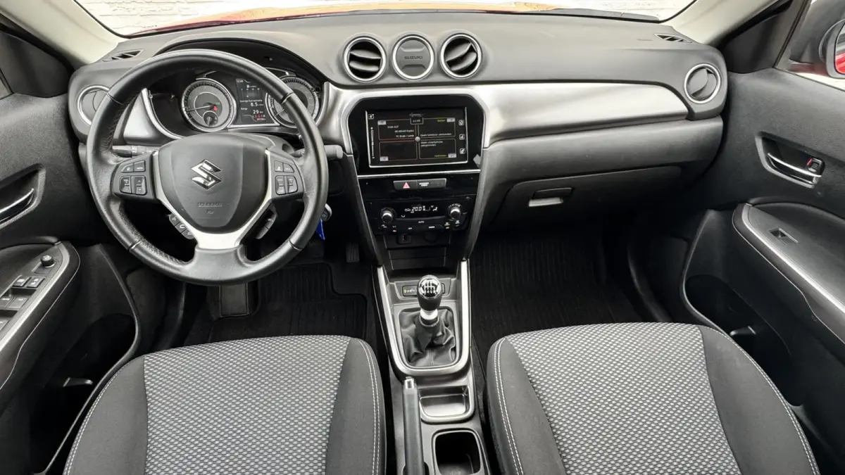 1.4 Boosterjet Select Smart Hybrid Adaptive cruise control Climate control Parkeercamera Apple / Android carplay