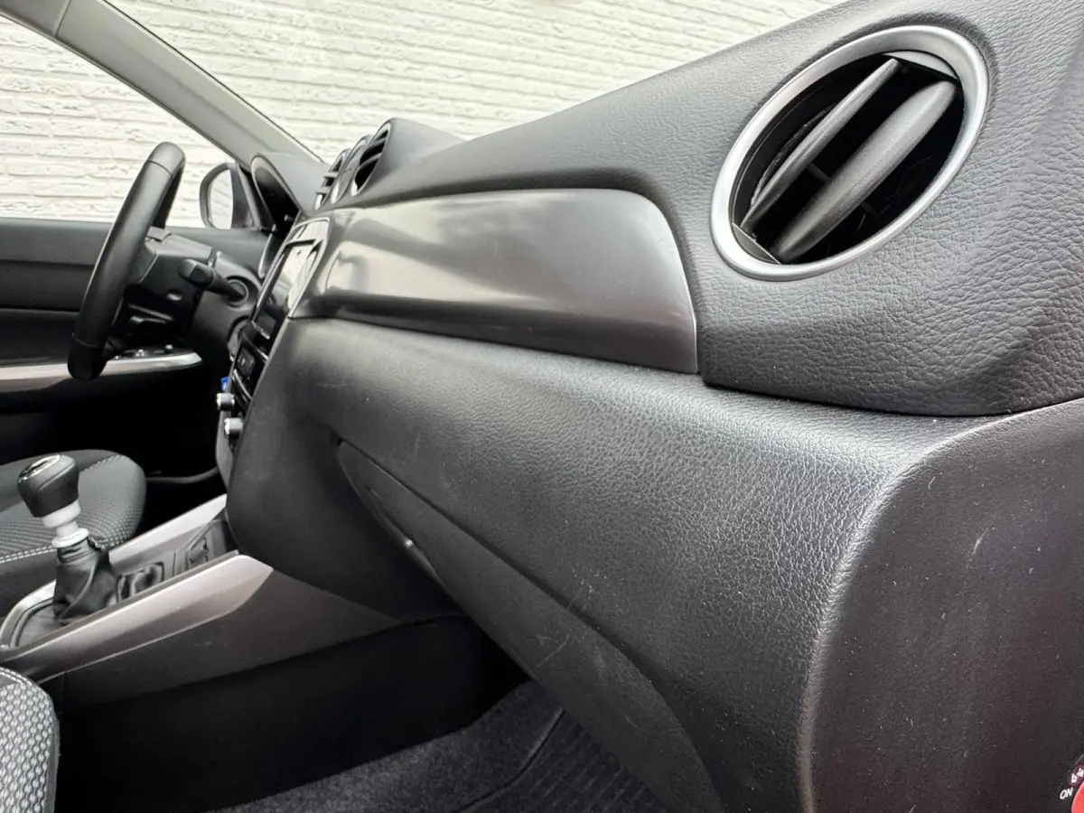 1.4 Boosterjet Select Smart Hybrid Adaptive cruise control Climate control Parkeercamera Apple / Android carplay