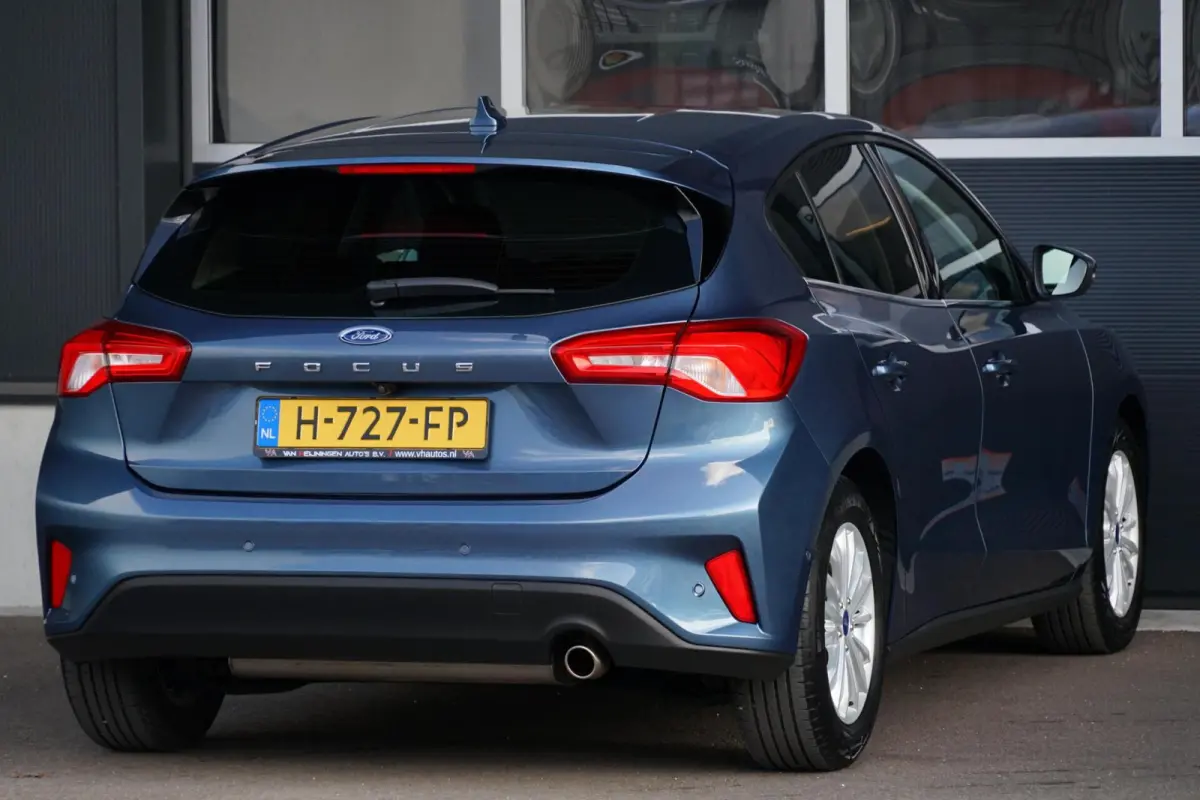 1.0 EcoBoost Titanium Business, aut. cam. keyless