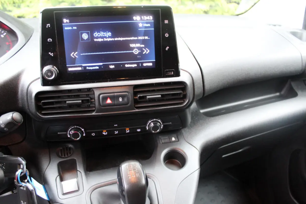 1.6 BlueHDI Premium 75PK | Airco | Achterklep | Cruise Control | Elektrische Ramen