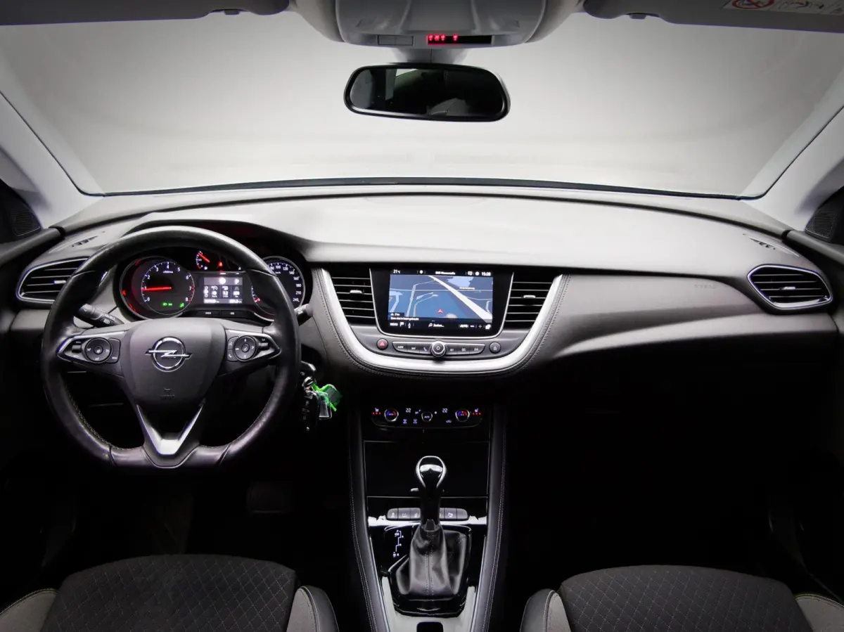 1.2 Turbo Business Elegance (APPLE CARPLAY / ANDROID AUTO, ACHTERUITRIJCAMERA, NAVIGATIESYSTEEM, CLIMATE CONTROL)