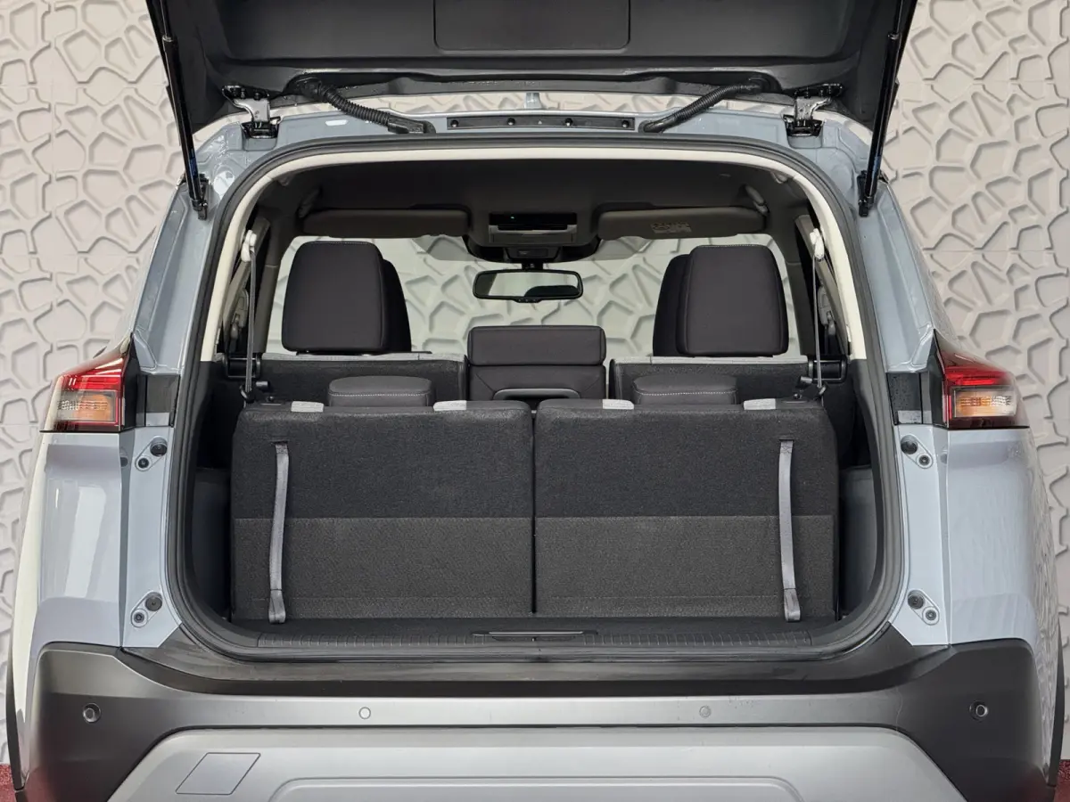 Nissan X-Trail 7-Persoons | 1800KG Trekgewicht | Winterpakket | Apple CarPlay | Adaptieve Cruise | LED 7p 7-Persoons ✅Top Auto's Wijchen. 30 Jaar Specialist in Nissan  : Alle Type's : Tekn