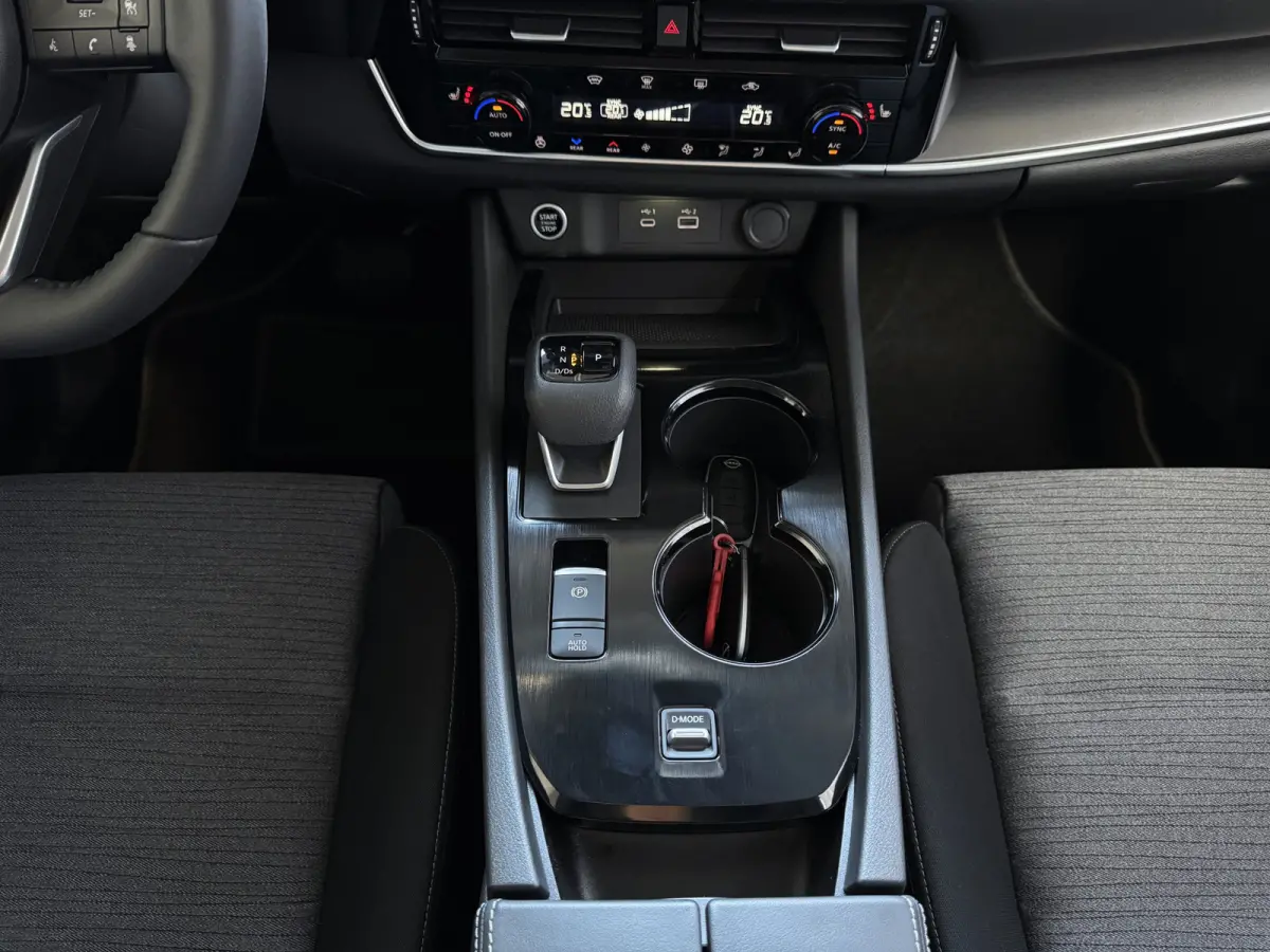 Nissan X-Trail 7-Persoons | 1800KG Trekgewicht | Winterpakket | Apple CarPlay | Adaptieve Cruise | LED 7p 7-Persoons ✅Top Auto's Wijchen. 30 Jaar Specialist in Nissan  : Alle Type's : Tekn