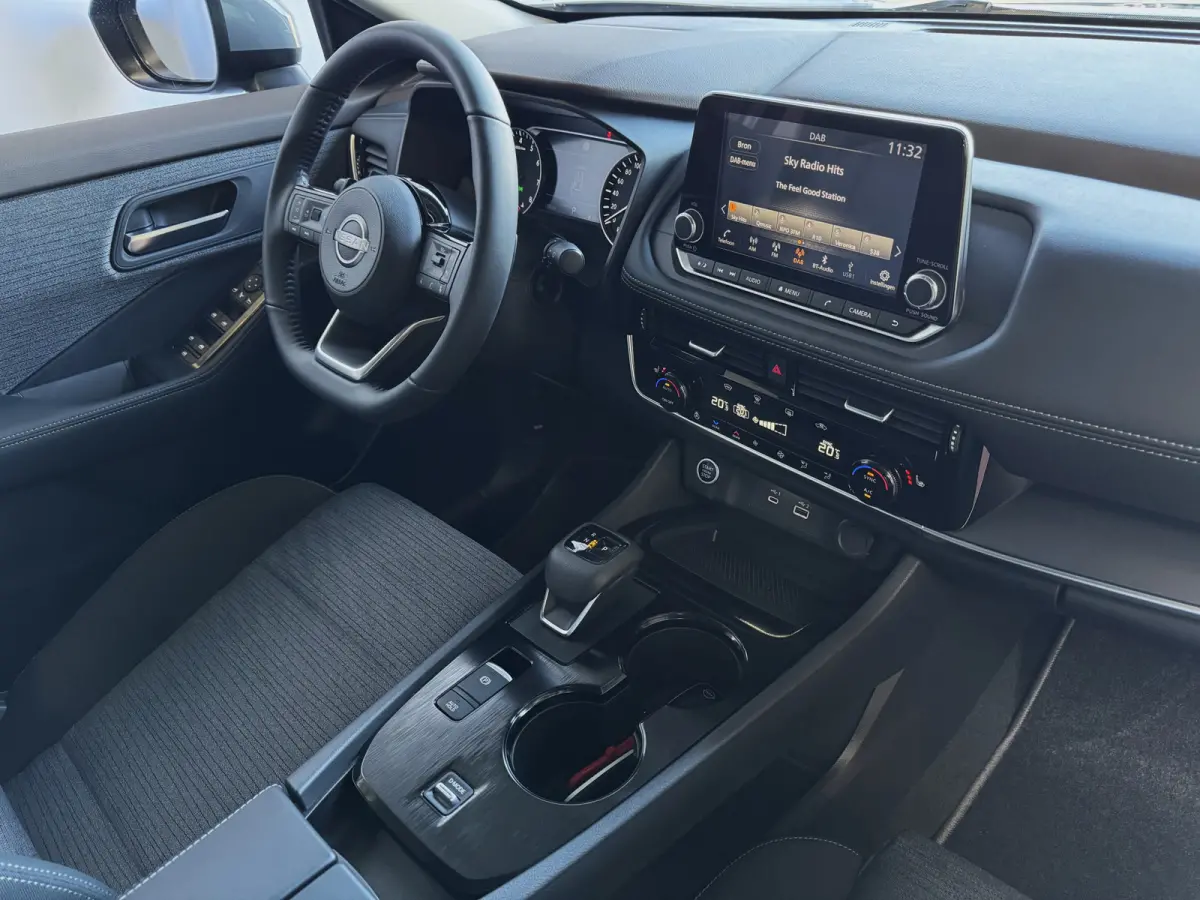 Nissan X-Trail 7-Persoons | 1800KG Trekgewicht | Winterpakket | Apple CarPlay | Adaptieve Cruise | LED 7p 7-Persoons ✅Top Auto's Wijchen. 30 Jaar Specialist in Nissan  : Alle Type's : Tekn