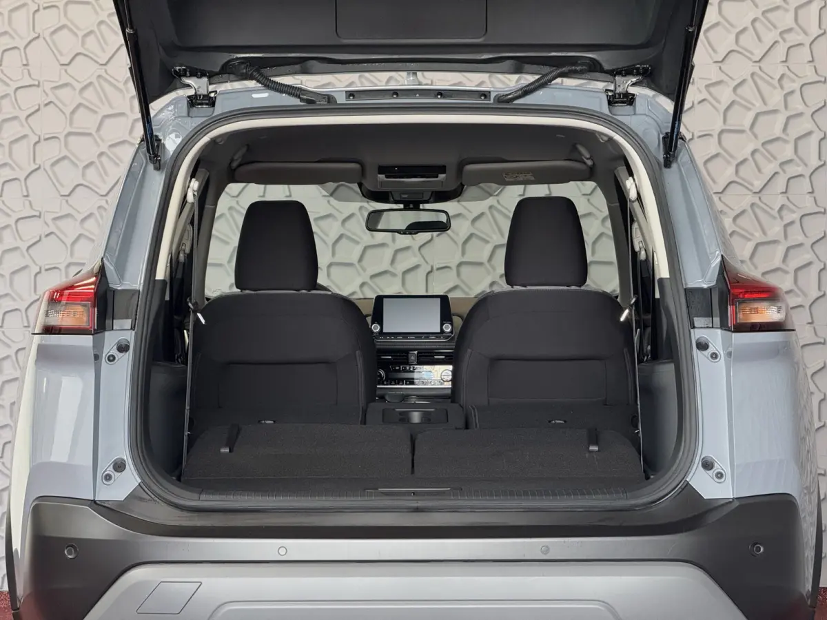 Nissan X-Trail 7-Persoons | 1800KG Trekgewicht | Winterpakket | Apple CarPlay | Adaptieve Cruise | LED 7p 7-Persoons ✅Top Auto's Wijchen. 30 Jaar Specialist in Nissan  : Alle Type's : Tekn