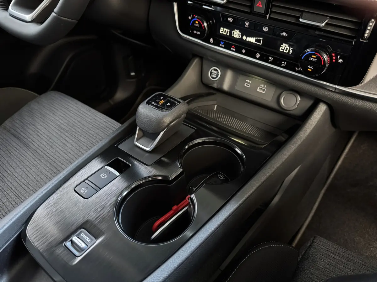 Nissan X-Trail 7-Persoons | 1800KG Trekgewicht | Winterpakket | Apple CarPlay | Adaptieve Cruise | LED 7p 7-Persoons ✅Top Auto's Wijchen. 30 Jaar Specialist in Nissan  : Alle Type's : Tekn