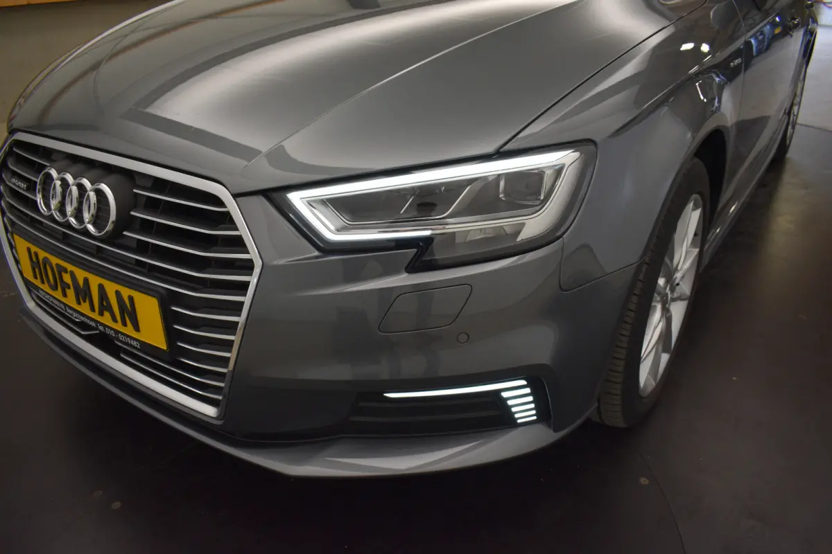 1.4 e-tron 204PK Sport Clima Sportstoel Lane assist Navi PDC